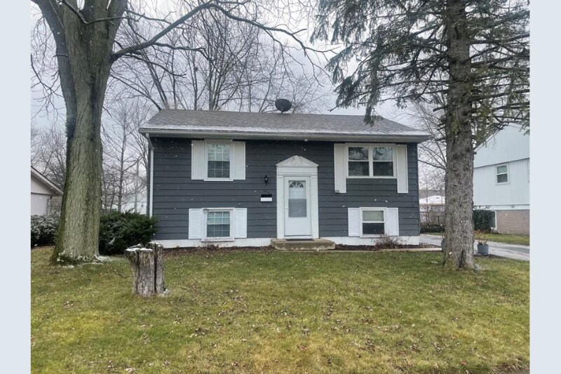 324 E Center St, Glenwood, IL 60425 House Rental in Glenwood, IL