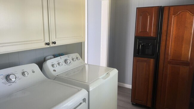 Foto del edificio - 3 Bedroom For Rent Bowling Green MO