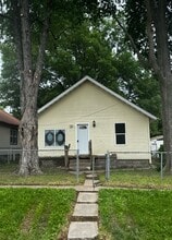 Building Photo - 1023 Hill Ave