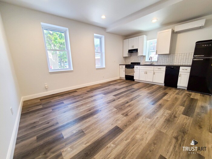 Primary Photo - 1 Bedroom Apartment in Tacony