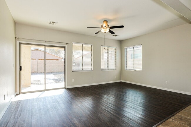 Building Photo - 10433 W Hammond Ln