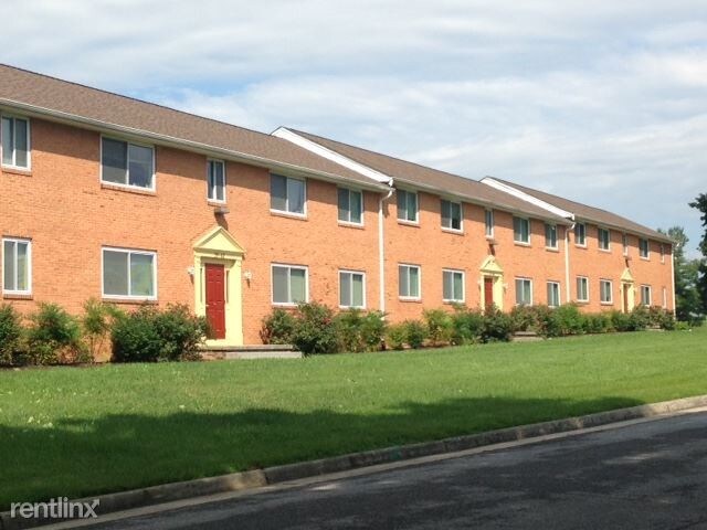 Primary Photo - 1645 Wickham Ln