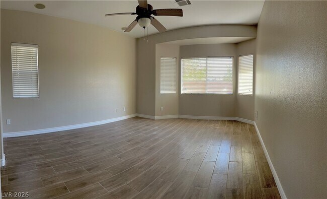 Foto del edificio - 1109 E Malibu Sands Ave