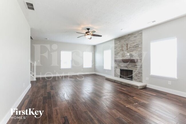 Building Photo - 3214 S Dendle Dr