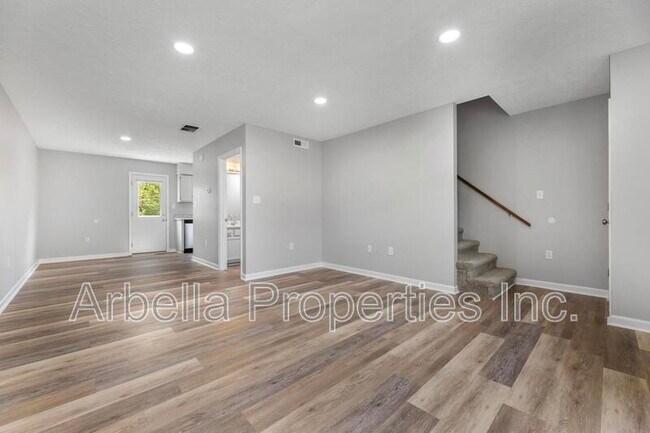 Foto del edificio - 2637 Hwy 11 W