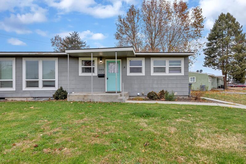 21042104 Lee Blvd Unit 2102, Richland, WA 99352 Condo for Rent in