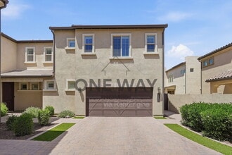 Building Photo - 1814 S Follett Way