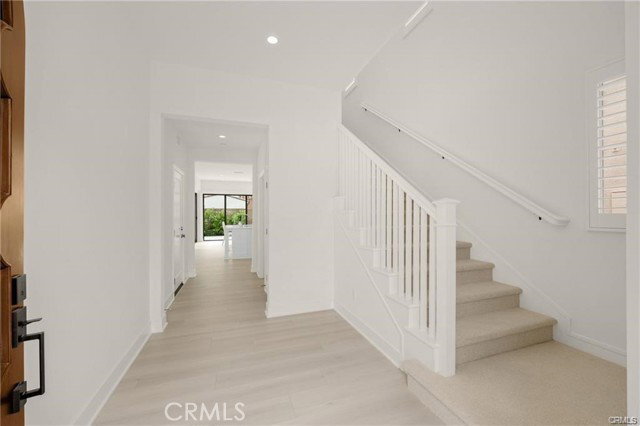 Building Photo - 109 Plum Lily