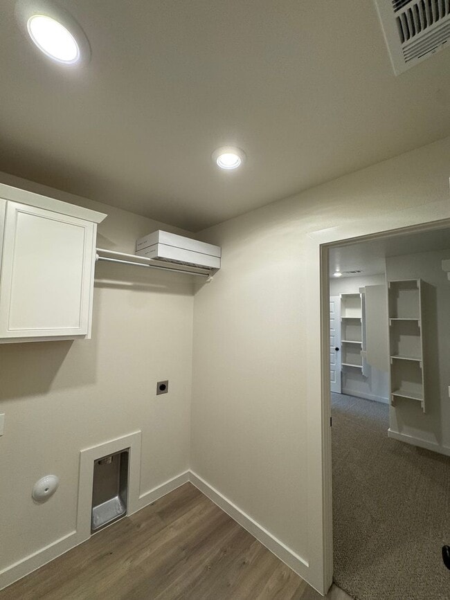 Building Photo - Fabulous Luxury New 2025 Build 3/2/2