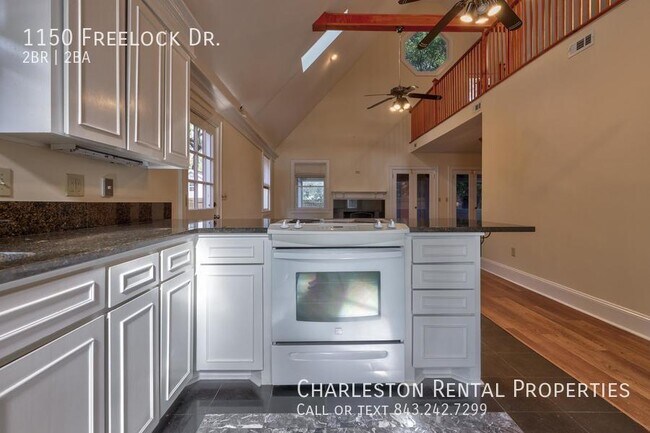 Building Photo - 1150 Freelock Dr
