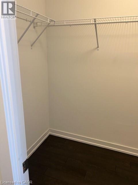 Building Photo - 550 N Service Rd