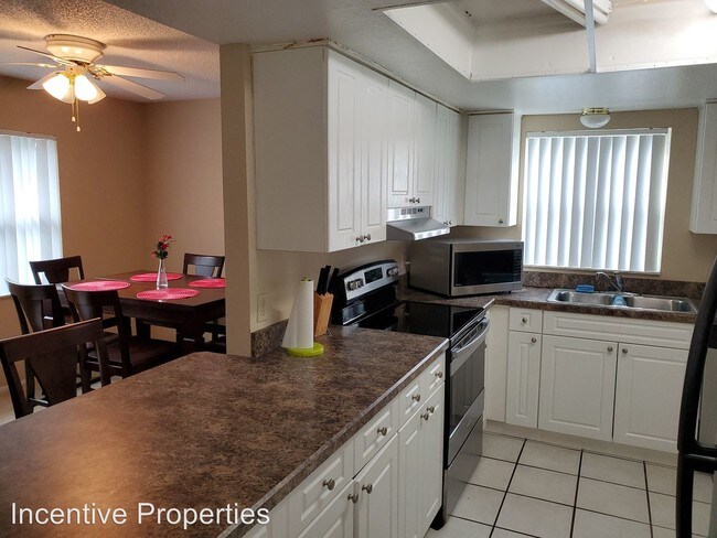 Foto del edificio - 9825 Turf Way