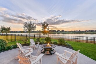 Building Photo - 3103 Flora Manor Dr