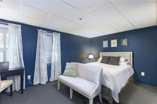 Foto del edificio - 38 Dr Marcus Wheatland Blvd