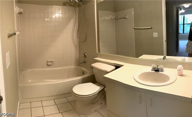 Foto del edificio - 13555 Eagle Ridge Dr
