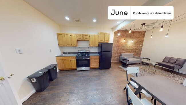 Foto del edificio - Room in Shared 4 bed/1.5 bath home