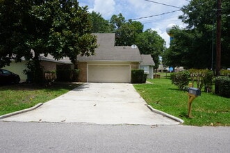 Building Photo - 18 Dogwood Trail