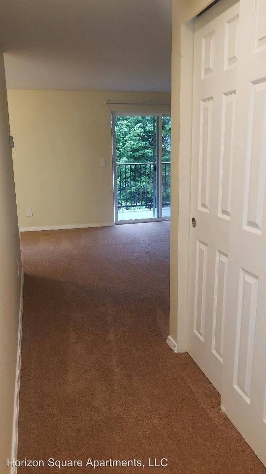 Building Photo - 2 br, 2 bath Apartment - 1205 W. Casino Rd.