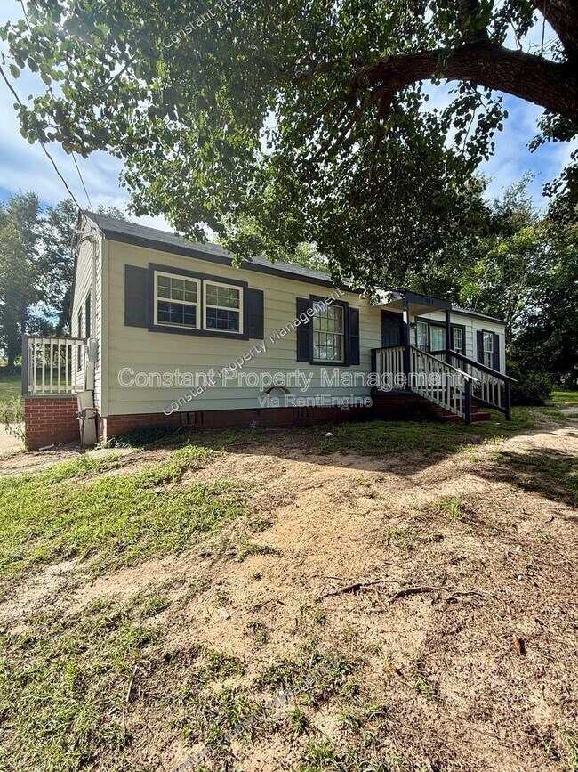 Foto del edificio - 1533 Engle Dr