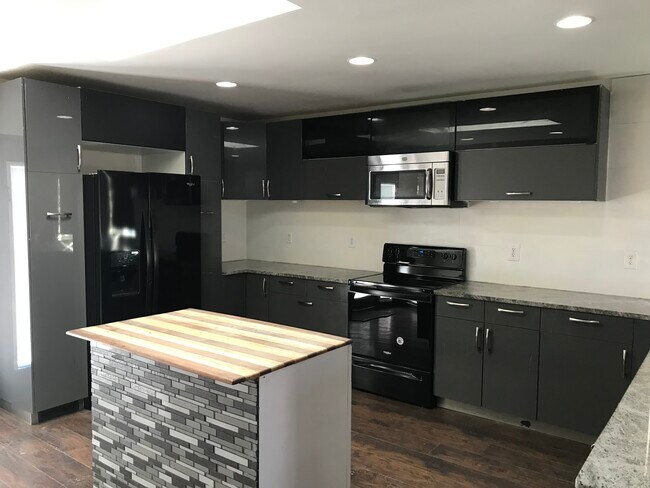 Building Photo - 4809 Hawk Meadow Dr