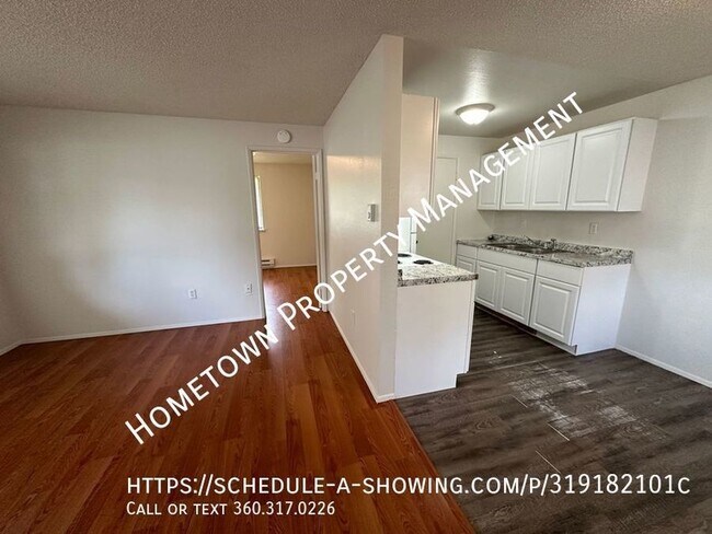Foto del edificio - Cozy 1 Bedroom Duplex in Lacey.  Applicati...