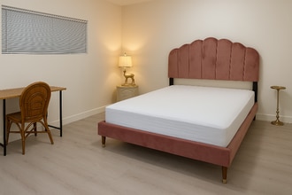 Building Photo - 804 Antonio Dr