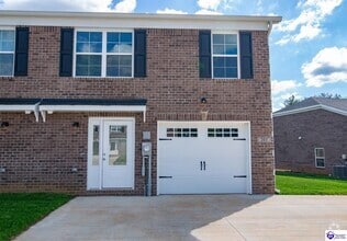 Building Photo - 203 Dixon Cir