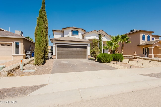 Building Photo - 3733 Tierra Campa Dr