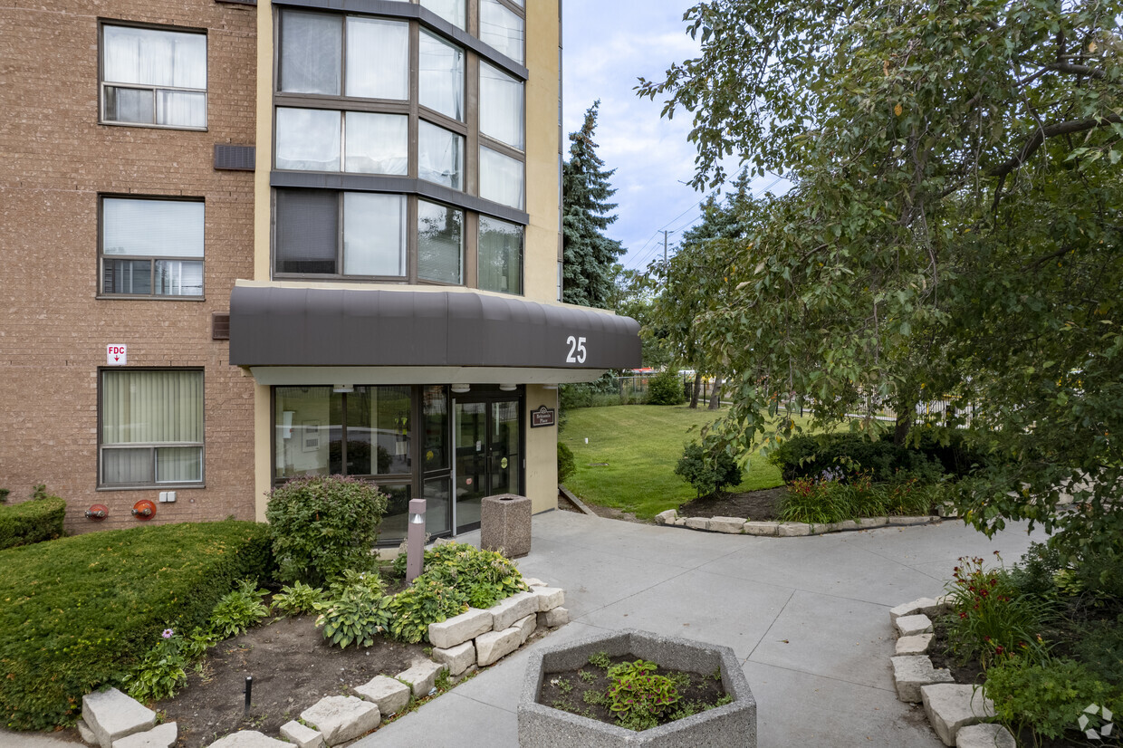 Entrance - Brittania Place