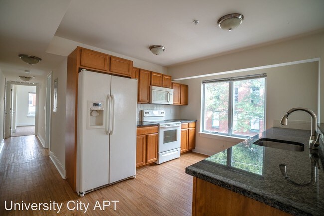 Building Photo - 3 br, 3 bath Apartment - 441 N 32nd St