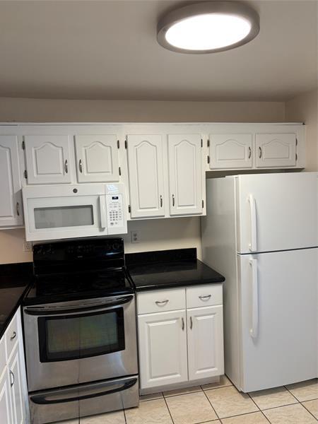 Building Photo - 1108 Bahama Bend
