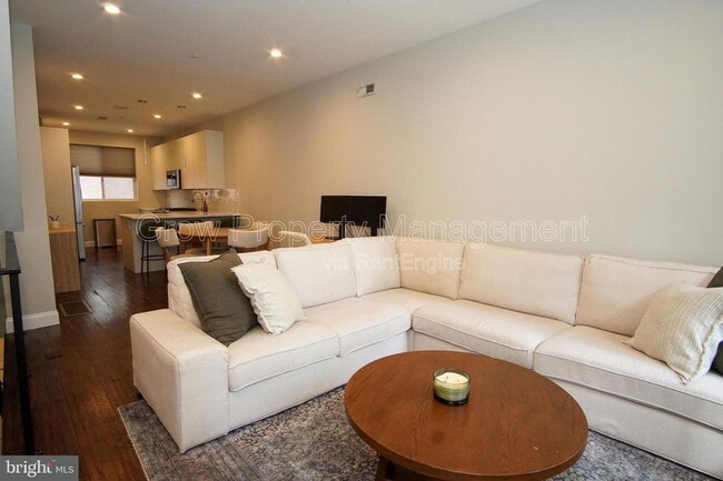 Photo - 1616 Cambridge St Apartment