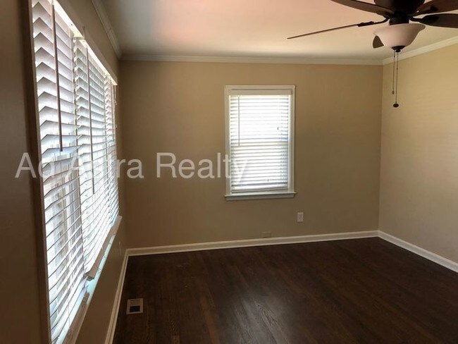 Foto del edificio - 5502 Harvard Ave, Raytown, MO 64113