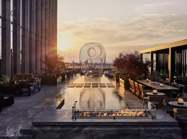 Roof top pool - 10 K St SE