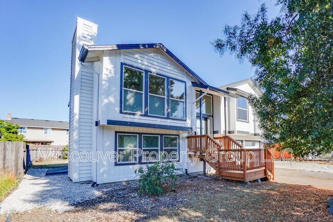 Building Photo - 819 SE Olympia Dr