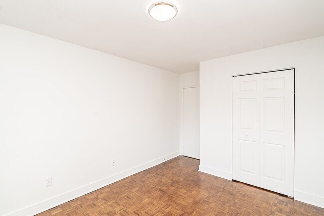 Photo du bâtiment - 55 Eccleston Dr