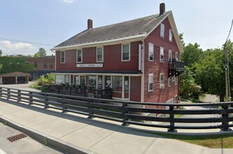 Building Photo - 8-10-10 Conant Square