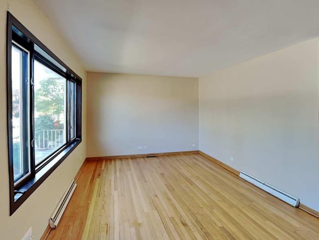 Foto del edificio - 7702 Long Ave