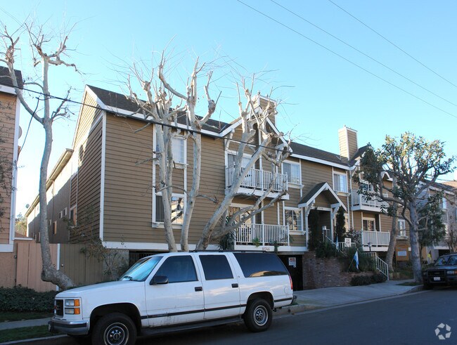 Building Photo - Blix Apartments
