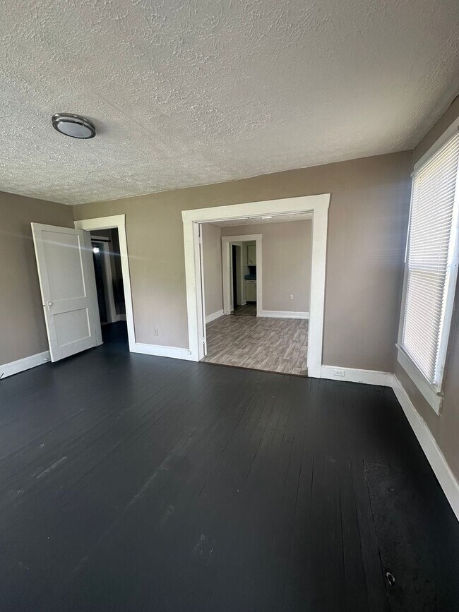 Foto del edificio - 3 Bed/1 Bath House