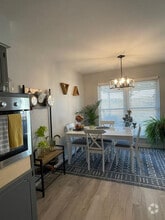 Building Photo - 10605 Shannon Valley Dr