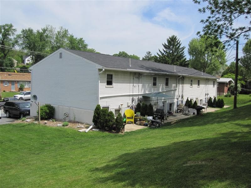 415 N Duke St Apartments in Hummelstown, PA