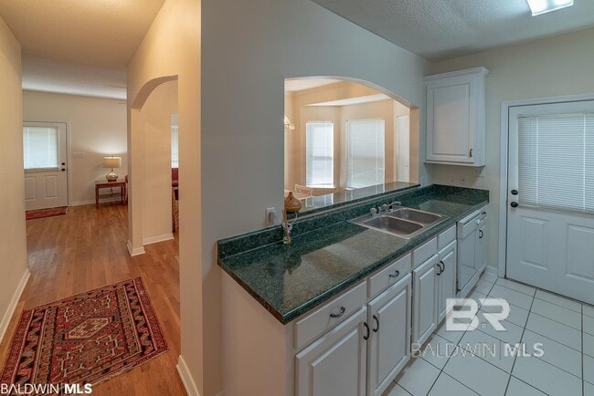 Building Photo - 17460 Pandion Ridge