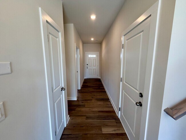 Foto del edificio - Brand New 4BR/3BA Home in Blue Sky Meadows