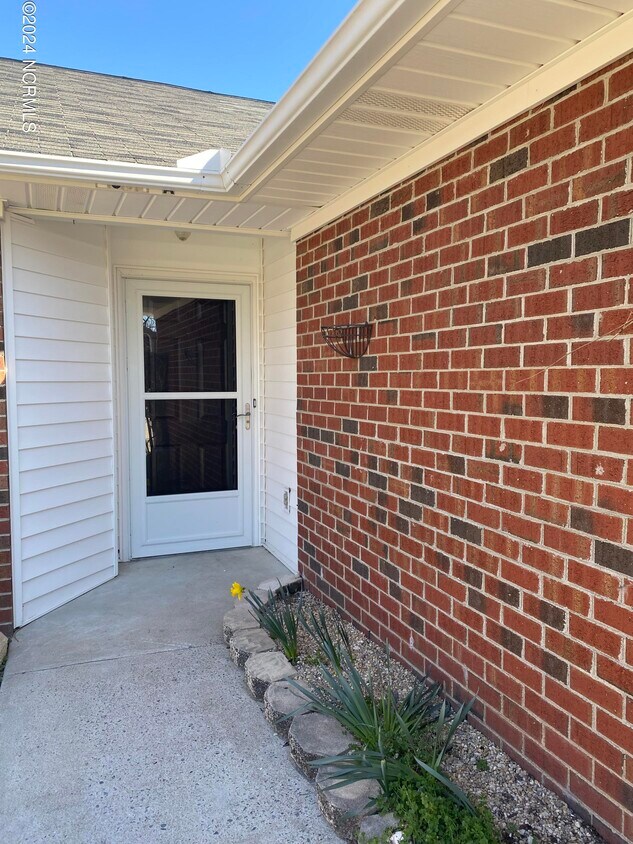 Primary Photo - 2604 Boone Ct