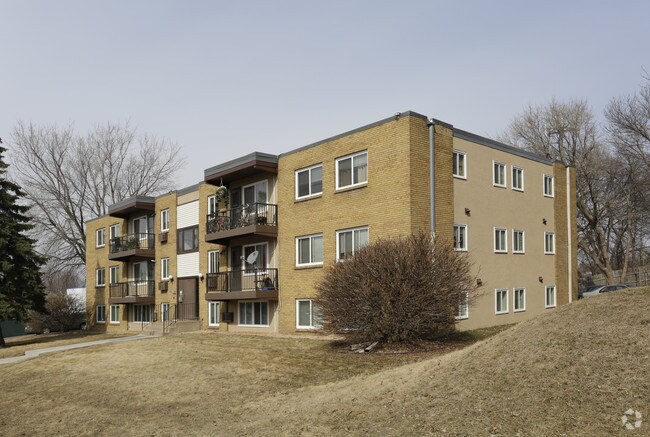 Seven Eleven Apartments Columbia Heights Mn Building Photo Seven Eleven Apartments