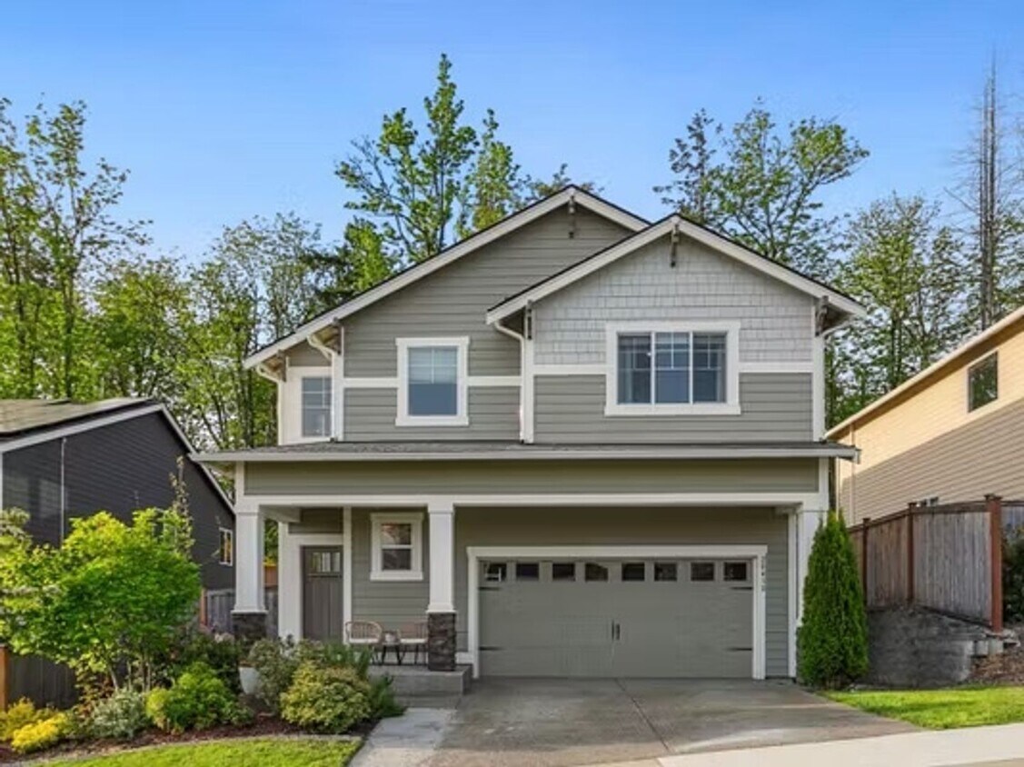Foto principal - 4bd/2.5ba Covington House