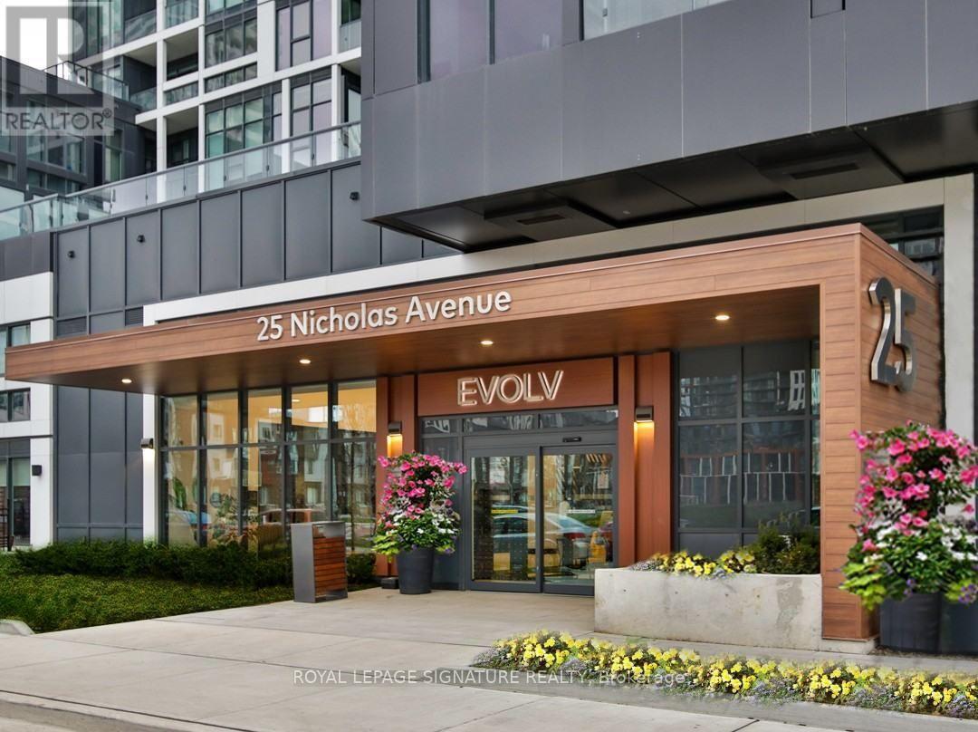 Photo principale - 25 Nicholas Ave