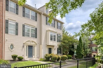 Building Photo - 9301 Paragon Way
