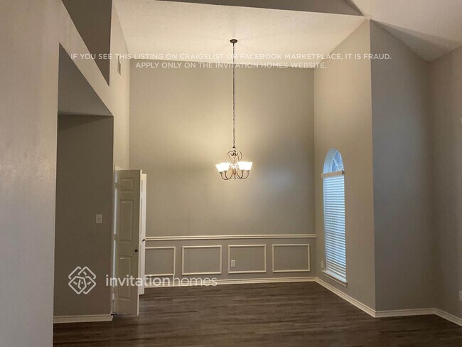 Foto del edificio - 132 Overbrook Dr